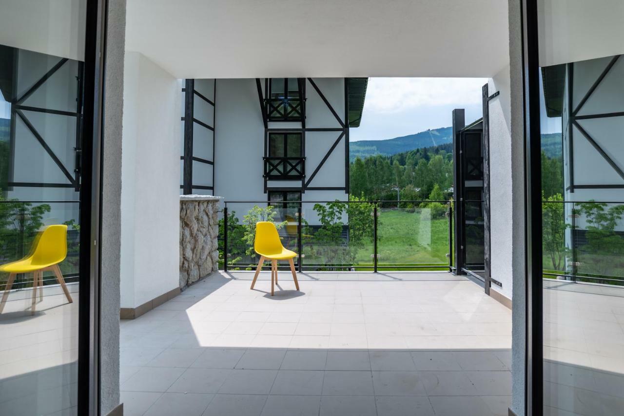 Apartamenty Amira W Kompleksie Apartamenty Piano Świeradów-Zdrój Buitenkant foto
